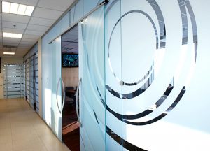 Raumglas - Risse Glas